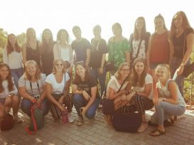09 Grupo alumnos Capicúa en el Templod e Debod